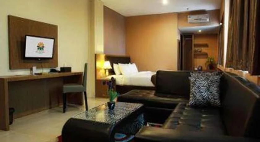 Bed in Asoka Luxury Hotel