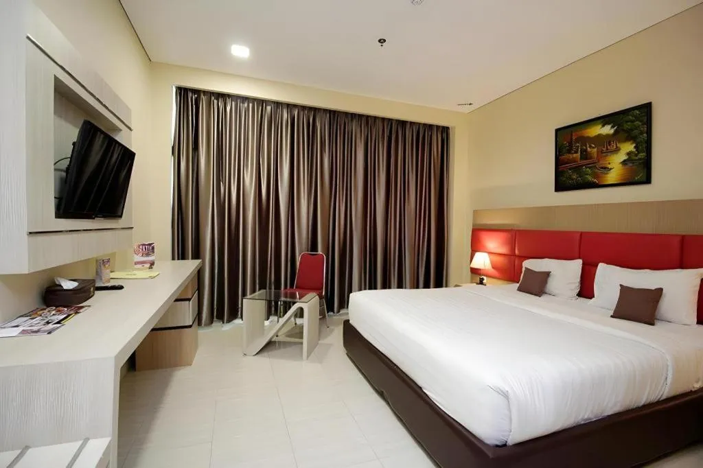 Bed in Asoka Luxury Hotel