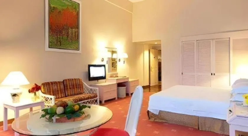 Bed in Grand Mutiara Hotel