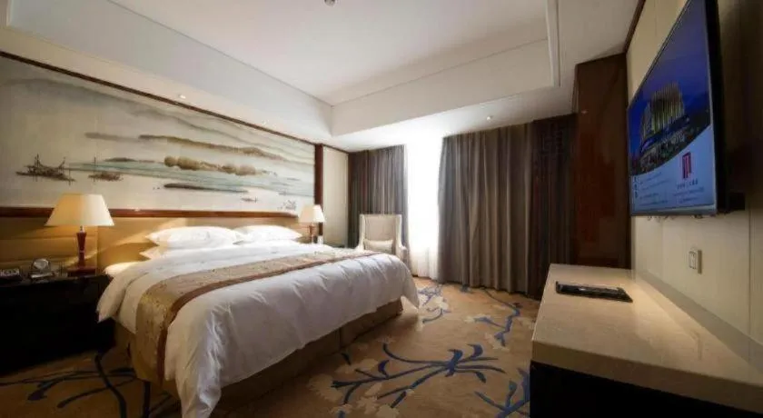 Bed in Yang Peng Jin Jiang Hotel