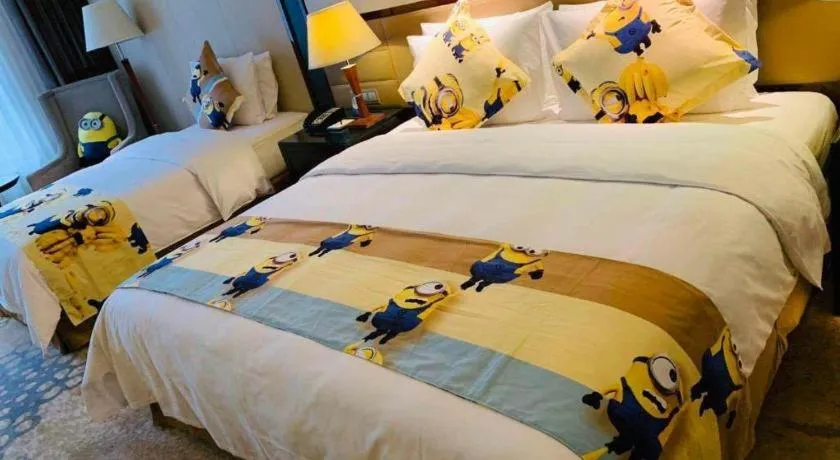 Bed in Yang Peng Jin Jiang Hotel