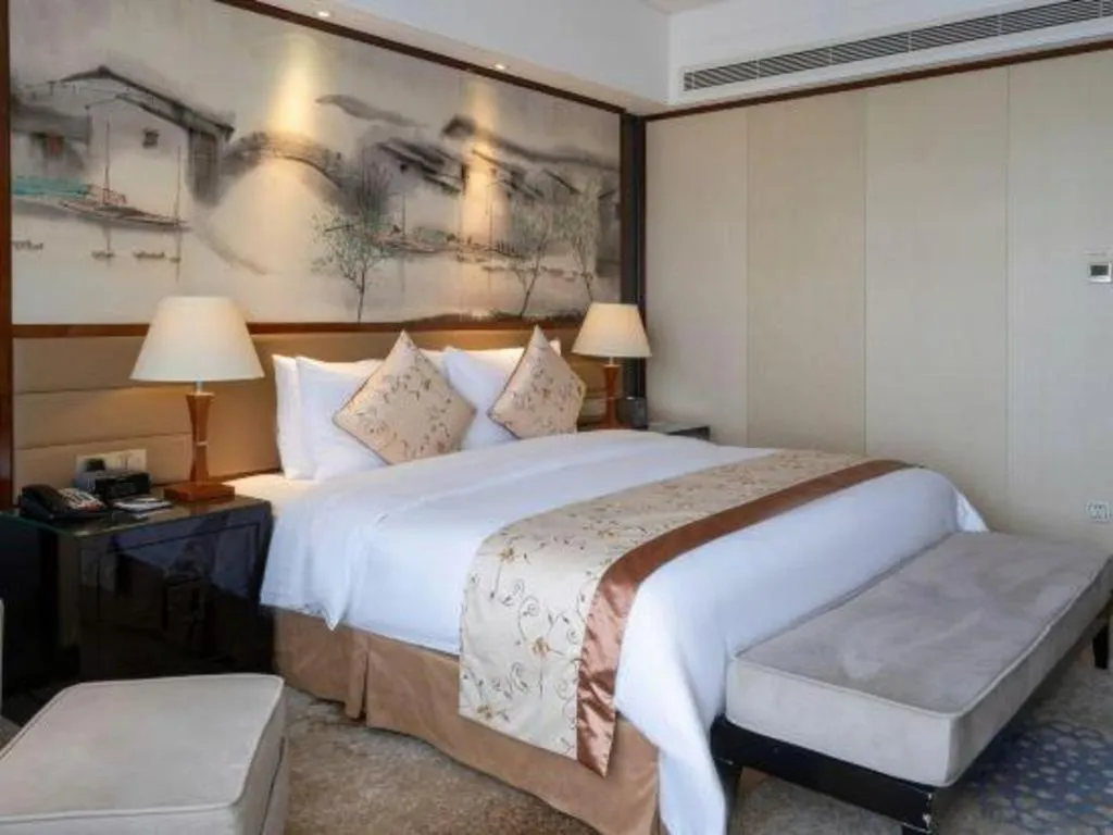 Bed in Yang Peng Jin Jiang Hotel