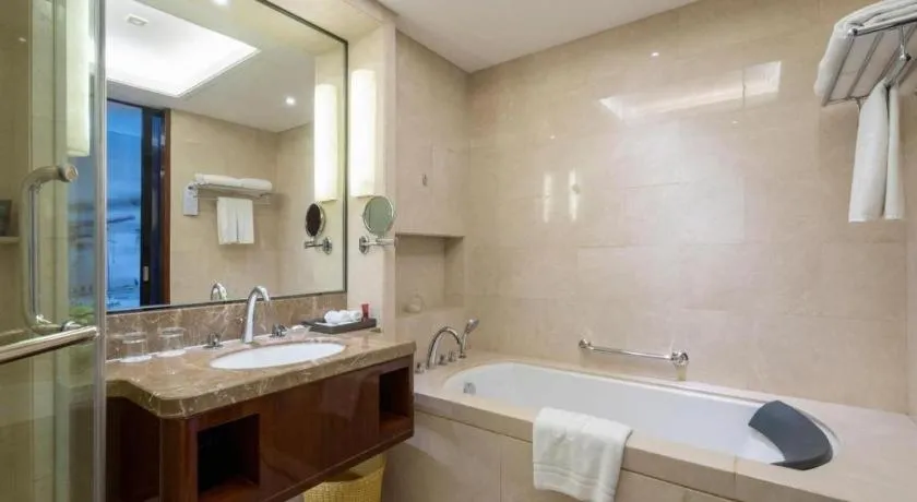 Yang Peng Jin Jiang Hotel