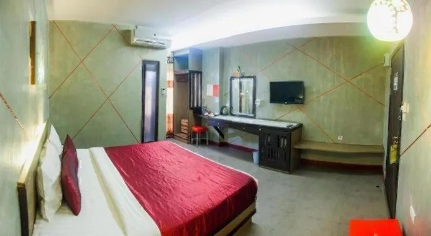 Bed in Loft Living Hotel Khonkaen