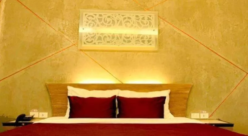 Bed in Loft Living Hotel Khonkaen