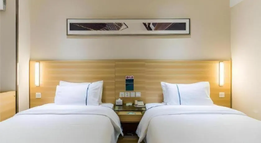 Bed in City Comfort Inn Yangjiang Baili Plaza Mojiang Road