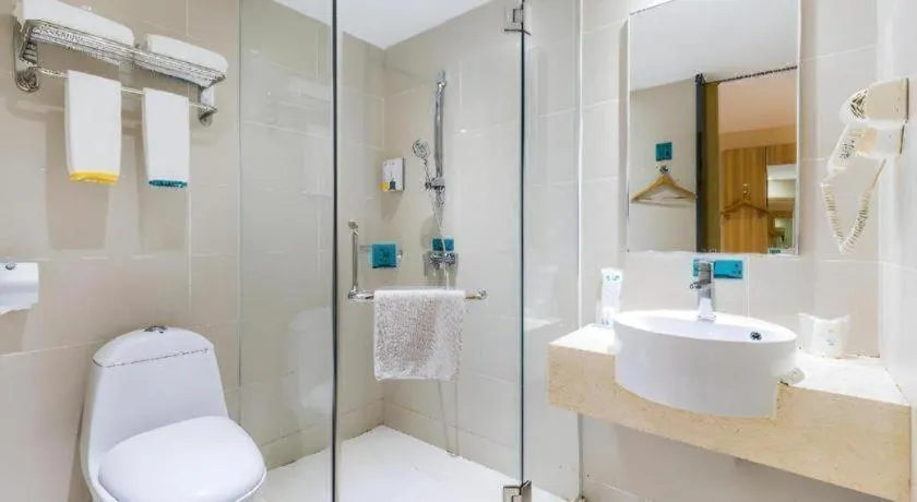 City Comfort Inn Yangjiang Baili Plaza Mojiang Road