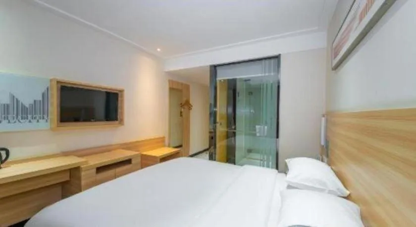 Bed in City Comfort Inn Yangjiang Baili Plaza Mojiang Road