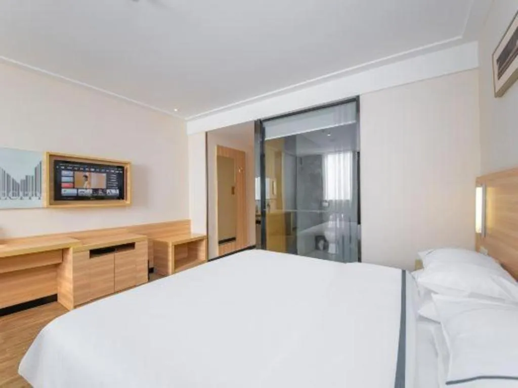 Bed in City Comfort Inn Yangjiang Baili Plaza Mojiang Road