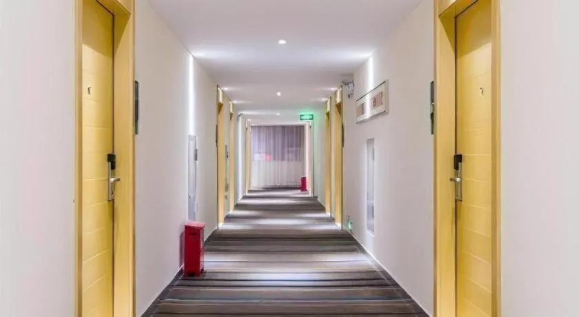 City Comfort Inn Yangjiang Baili Plaza Mojiang Road