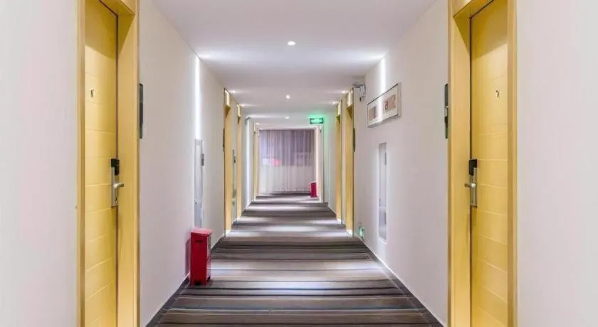 City Comfort Inn Yangjiang Baili Plaza Mojiang Road