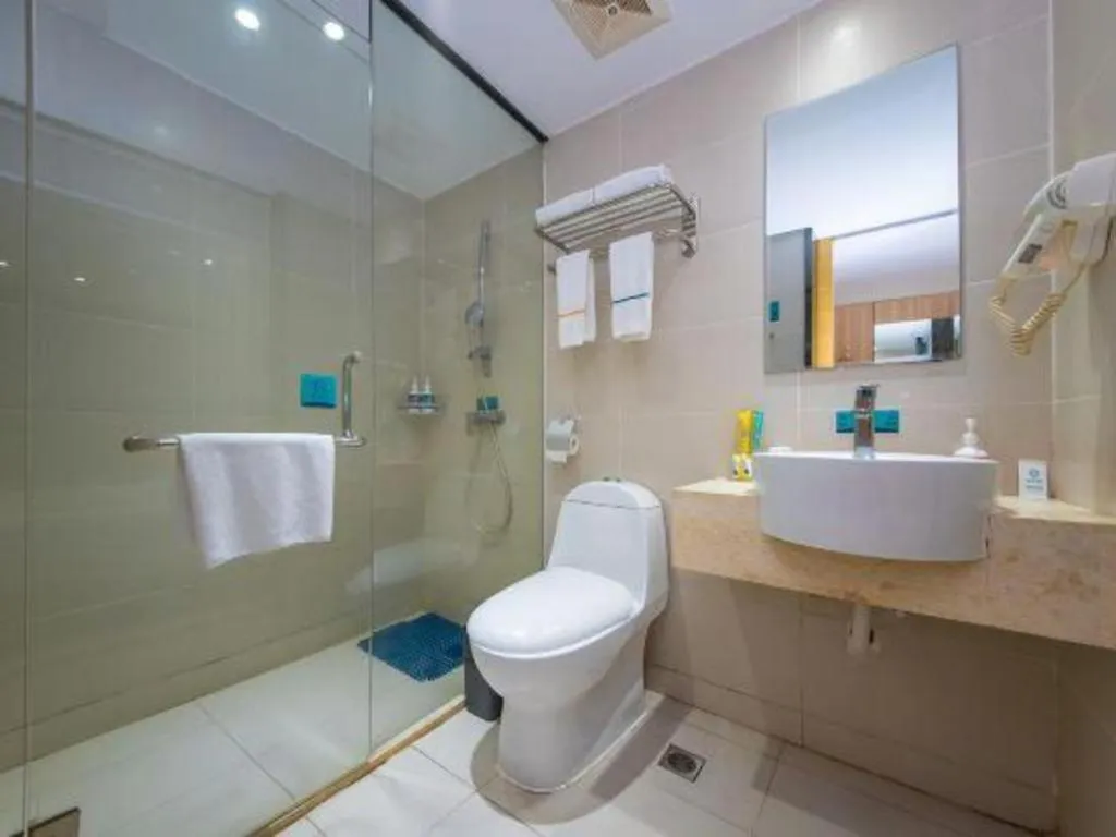 City Comfort Inn Yangjiang Baili Plaza Mojiang Road