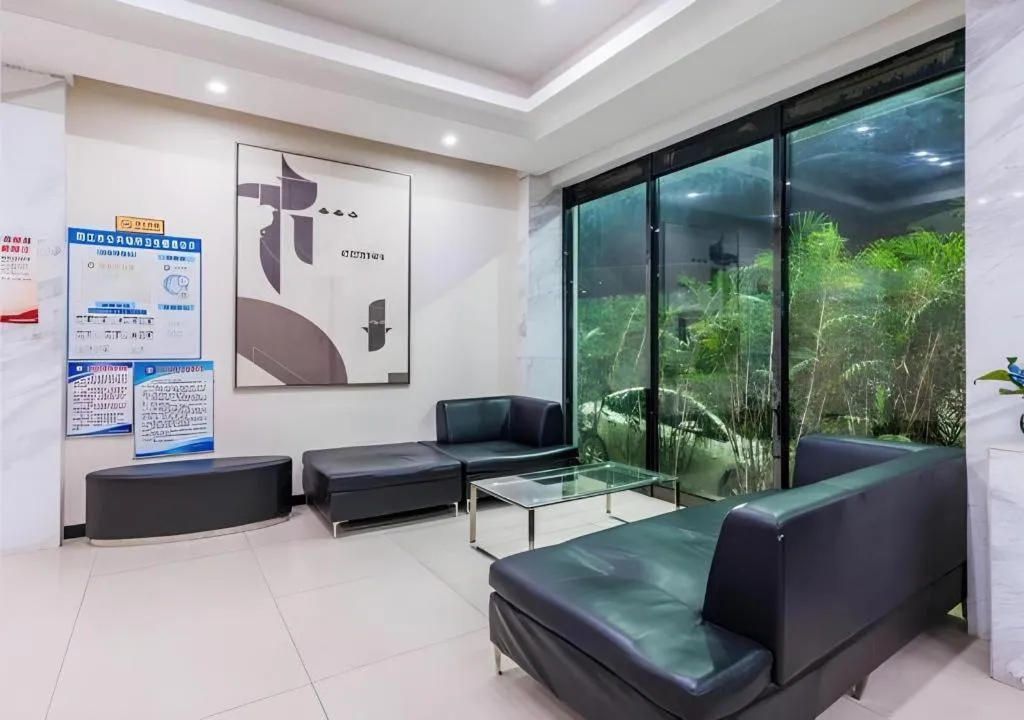 City Comfort Inn Yangjiang Baili Plaza Mojiang Road