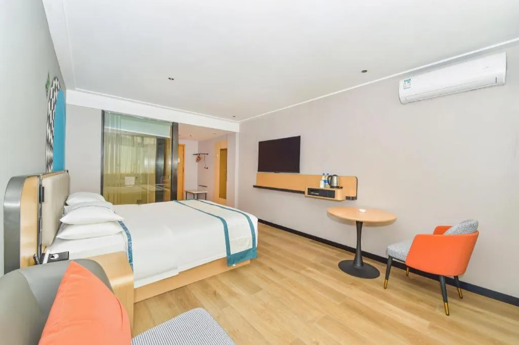 Bed in City Comfort Inn Liuzhou Ma'anshan Rongjun Road