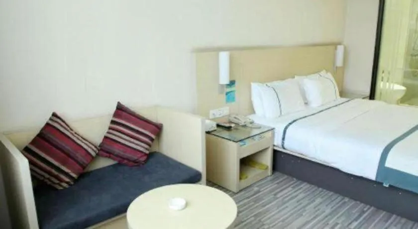 Bed in City Comfort Inn Liuzhou Ma'anshan Rongjun Road