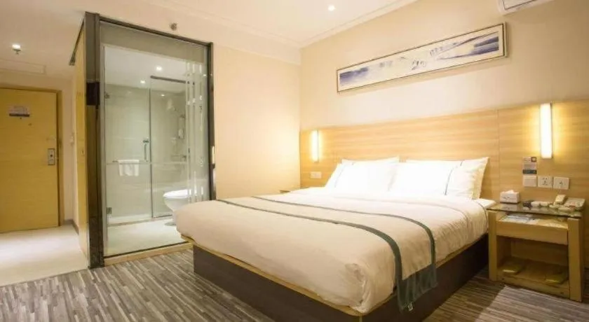 Bed in City Comfort Inn Liuzhou Ma'anshan Rongjun Road
