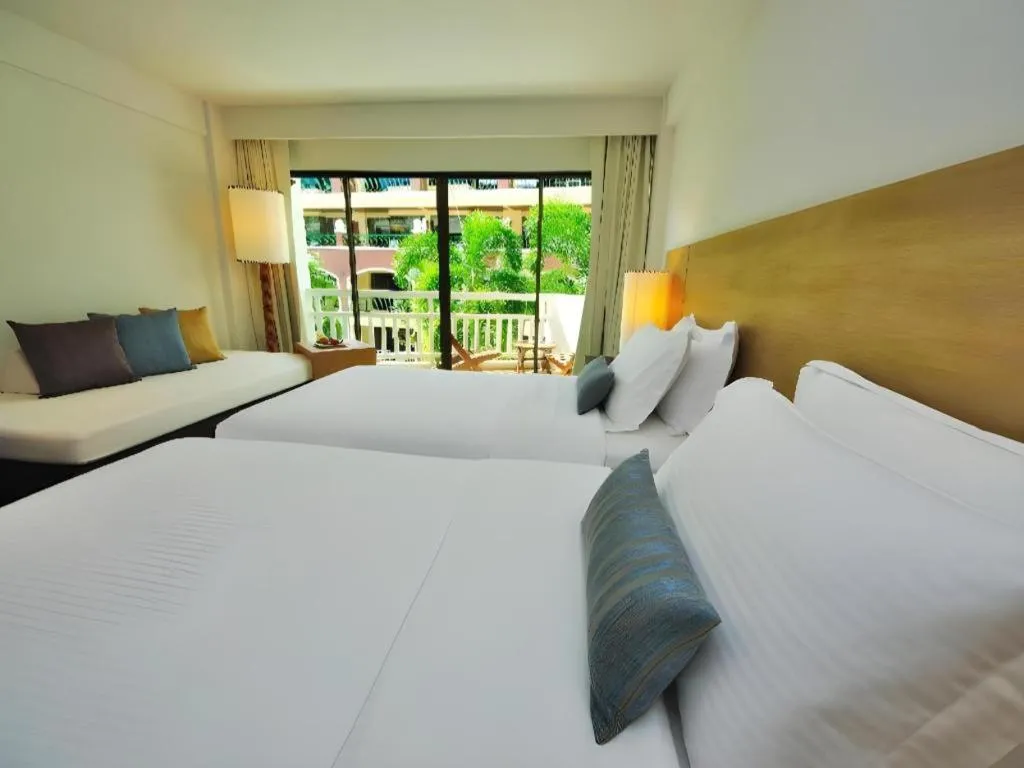Bed in Ramada by Wyndham Phuket Southsea