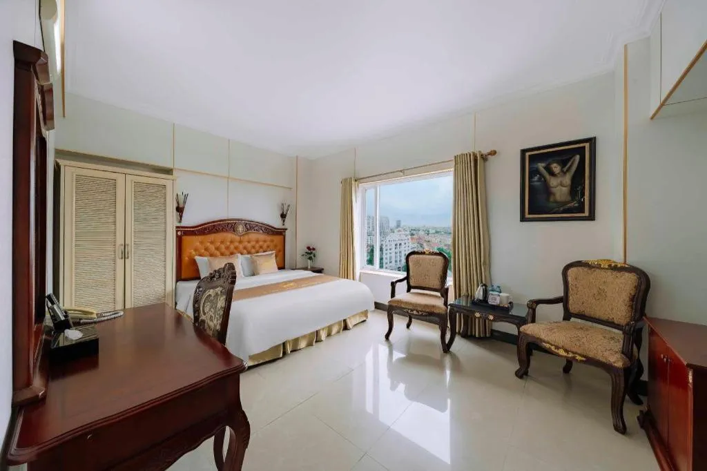 Bed in Hoang Long Hotel - Hai Phong City Center
