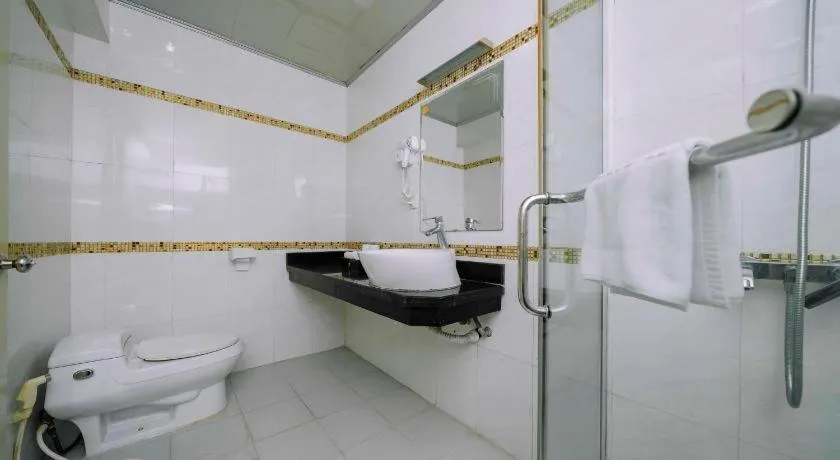 Hoang Long Hotel - Hai Phong City Center