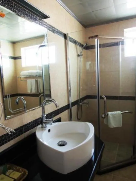 Hoang Long Hotel - Hai Phong City Center