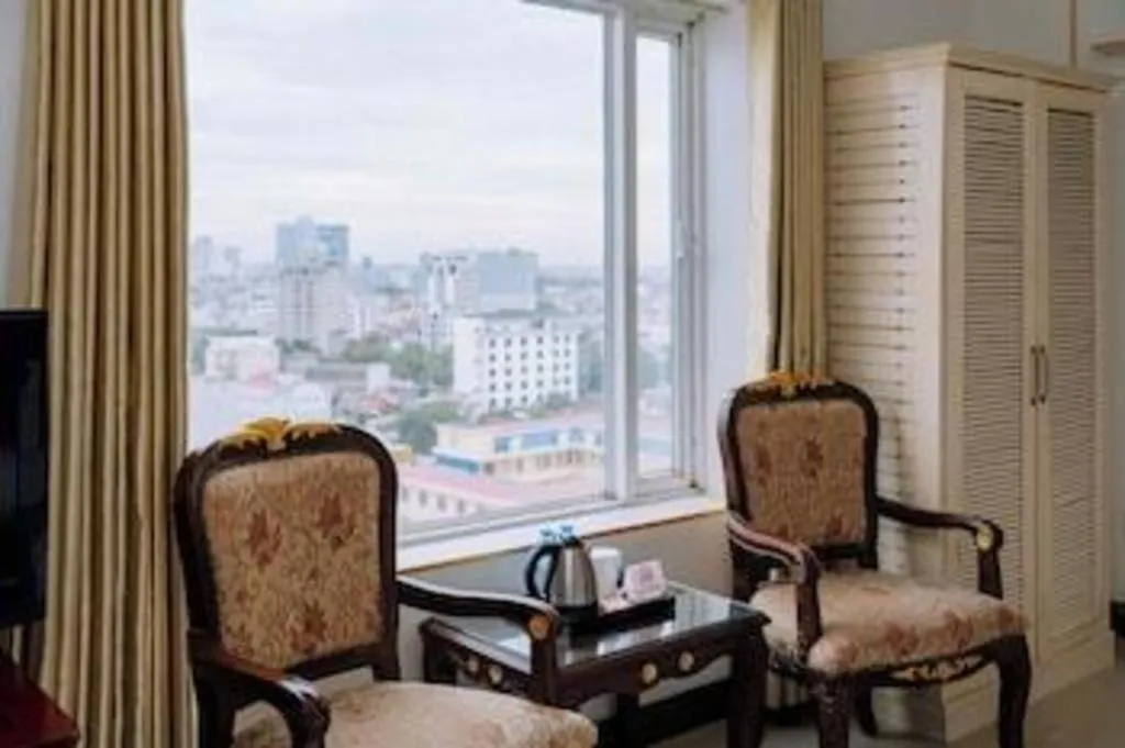 Hoang Long Hotel - Hai Phong City Center