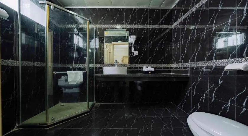 Hoang Long Hotel - Hai Phong City Center