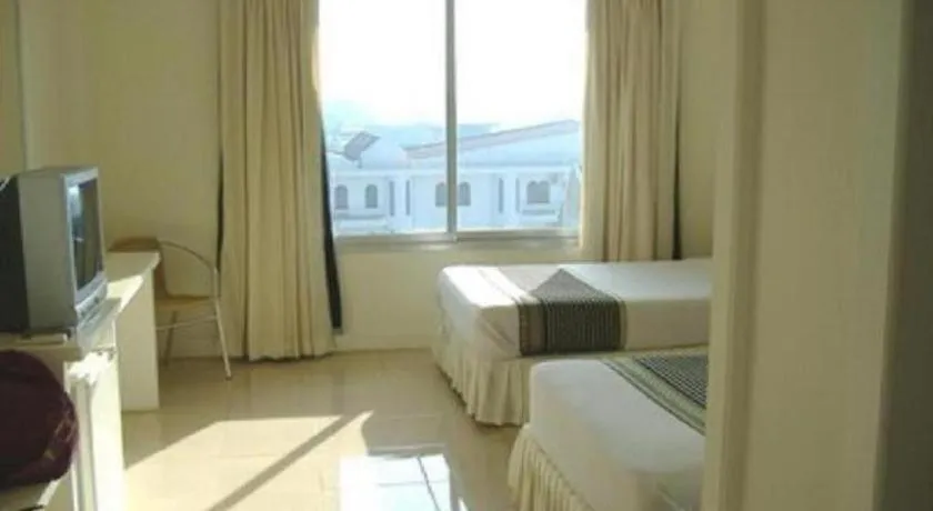 Bed in Seng Aroun Hotel