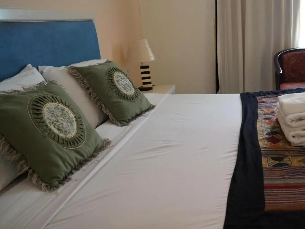 Bed in Seng Aroun Hotel