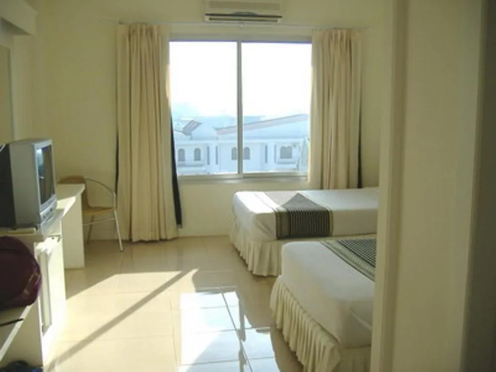 Bed in Seng Aroun Hotel