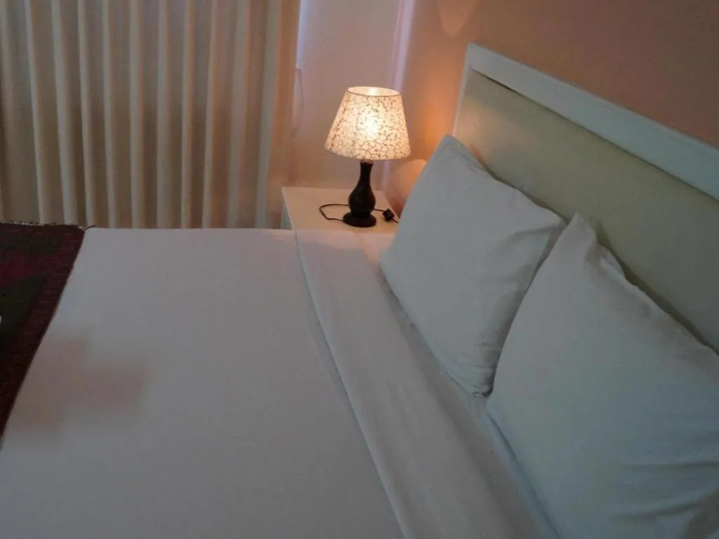 Bed in Seng Aroun Hotel