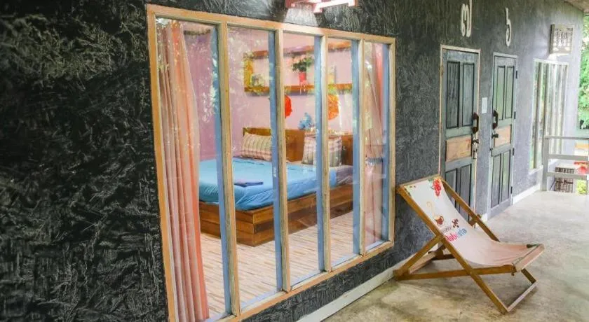 Bed in Tamsabai Resort