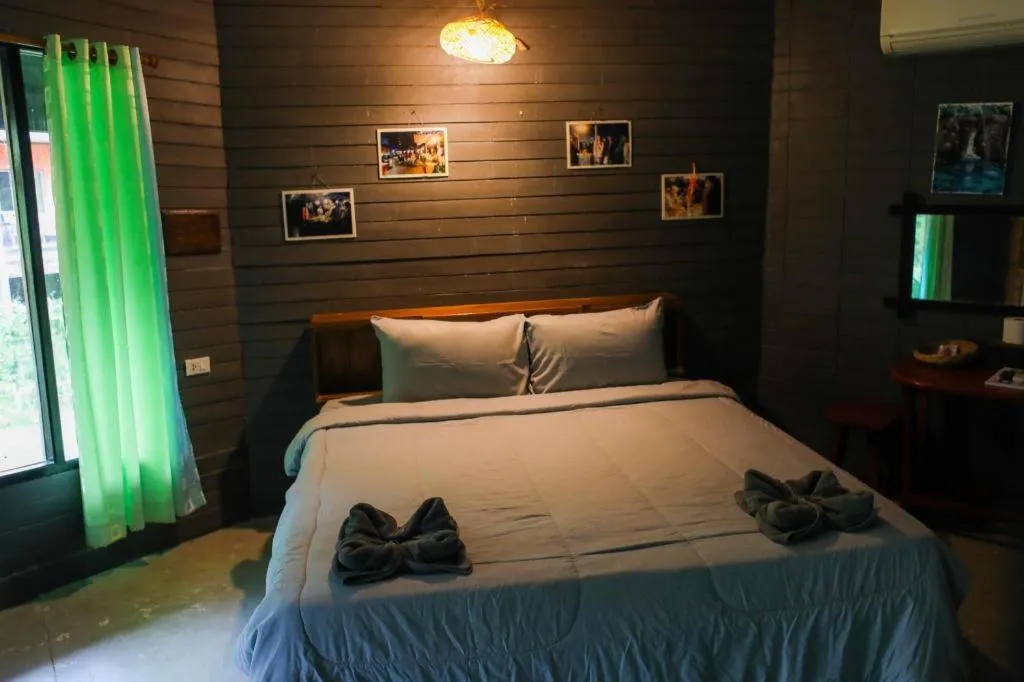 Bed in Tamsabai Resort