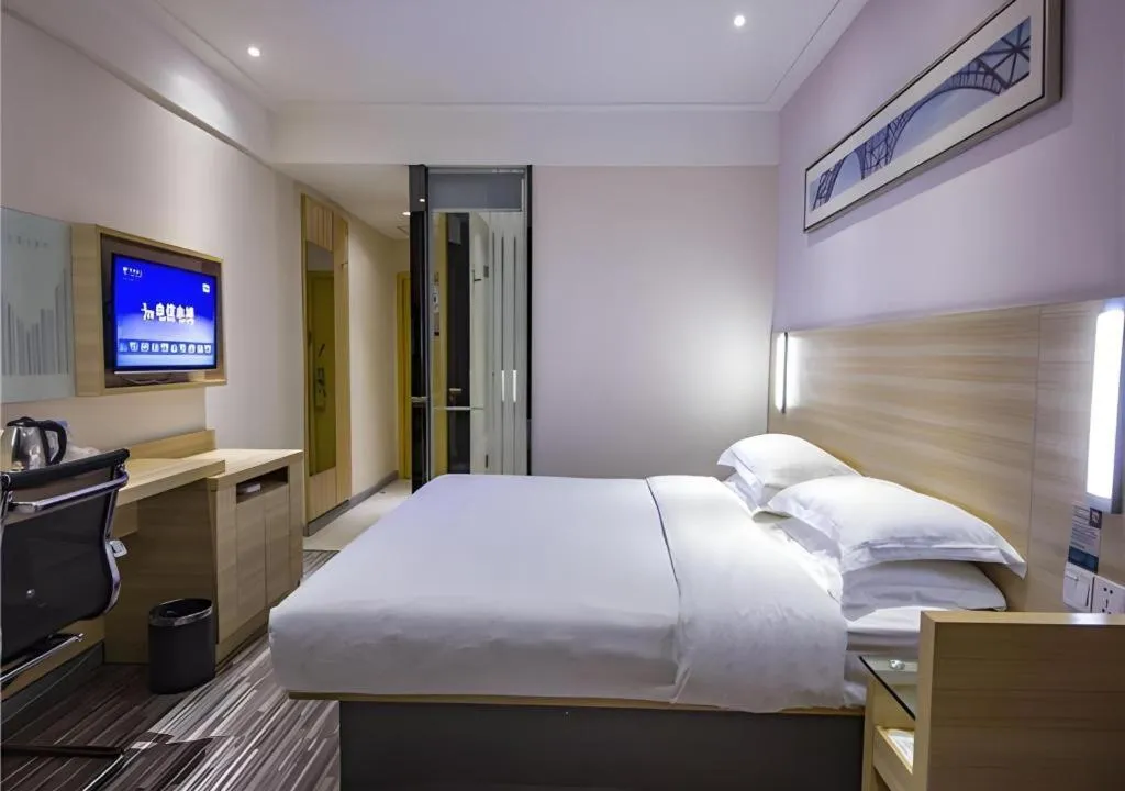 Bed in City Comfort Inn Nanchang Bayi Square Railway Station