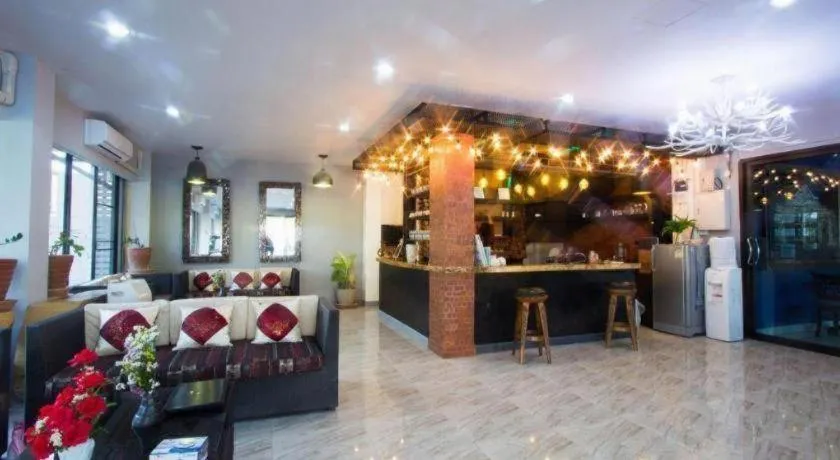 Sripoom Boutique House