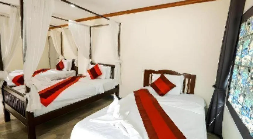 Bed in Sripoom Boutique House