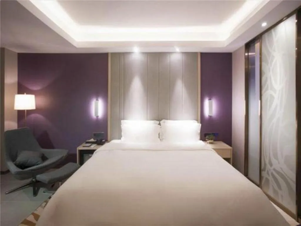 Bed in Lavande Hotel·Dongxing Port