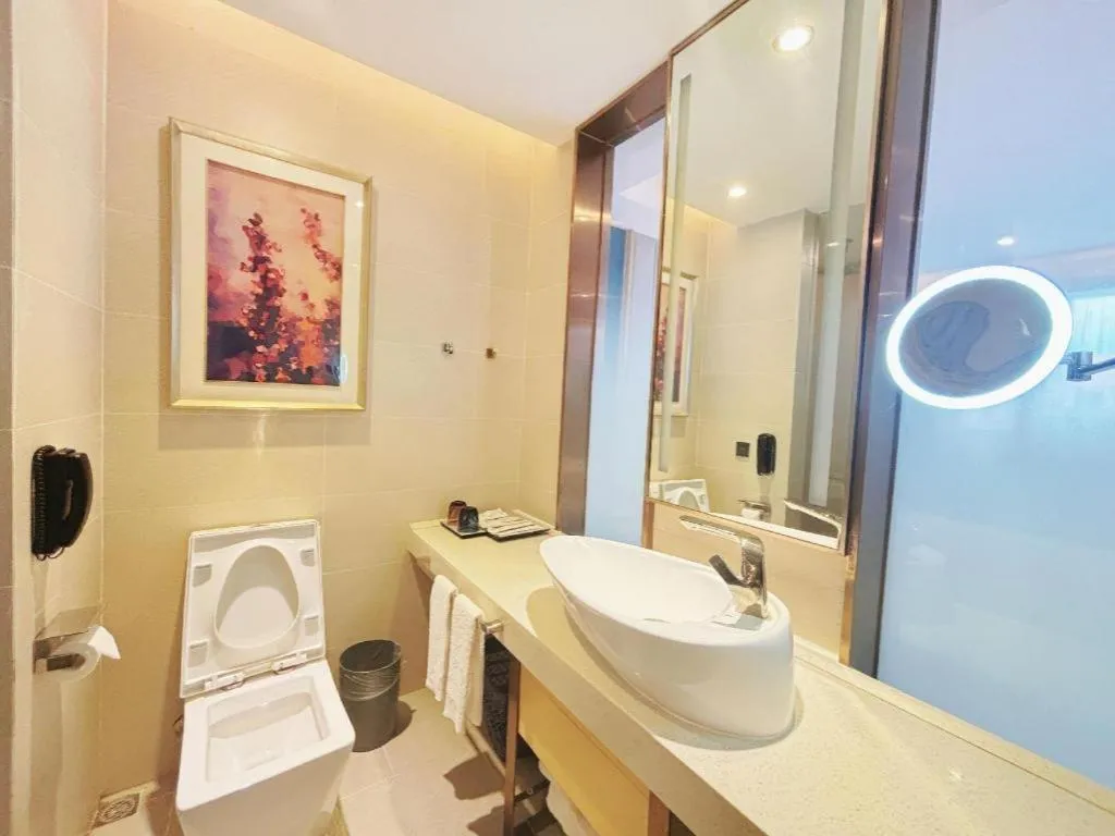 Lavande Hotel·Dongxing Port