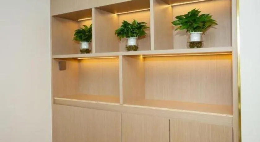 Lavande Hotel·Dongxing Port