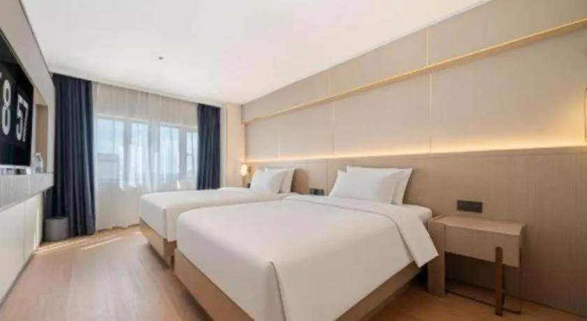 Bed in Lavande Hotel·Dongxing Port