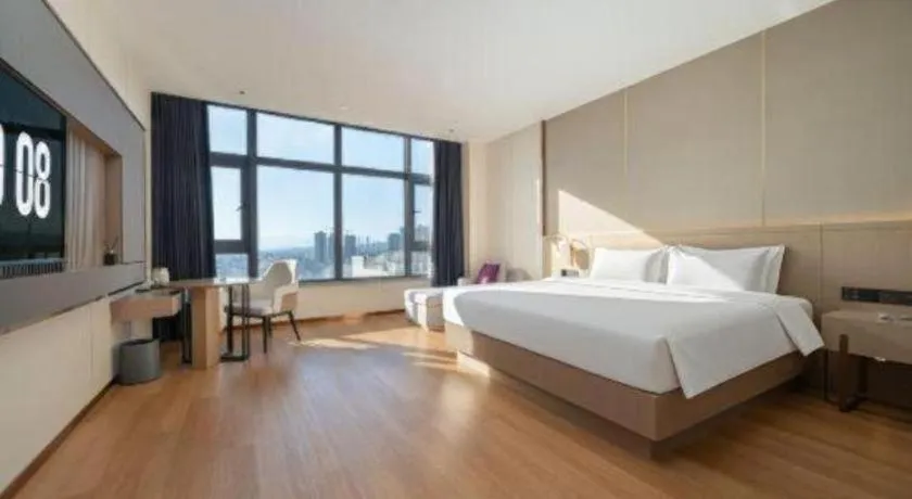 Bed in Lavande Hotel·Dongxing Port