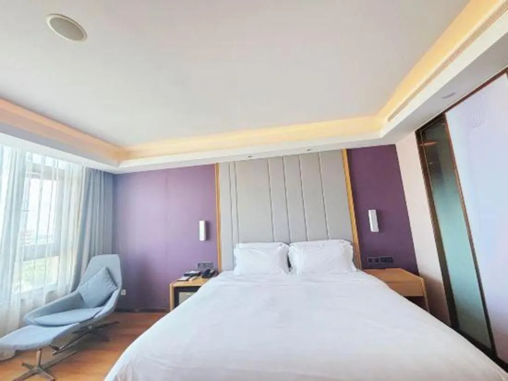 Bed in Lavande Hotel·Dongxing Port