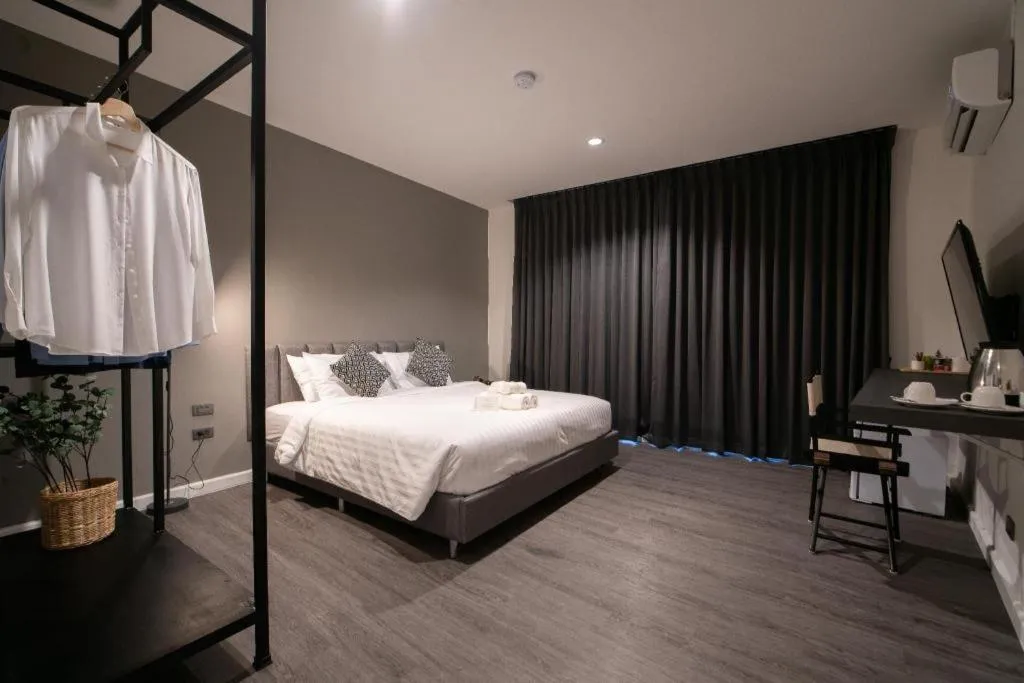 Bed in KOWTHA RIVERTEL