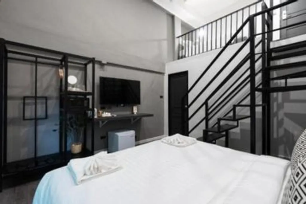 Bed in KOWTHA RIVERTEL