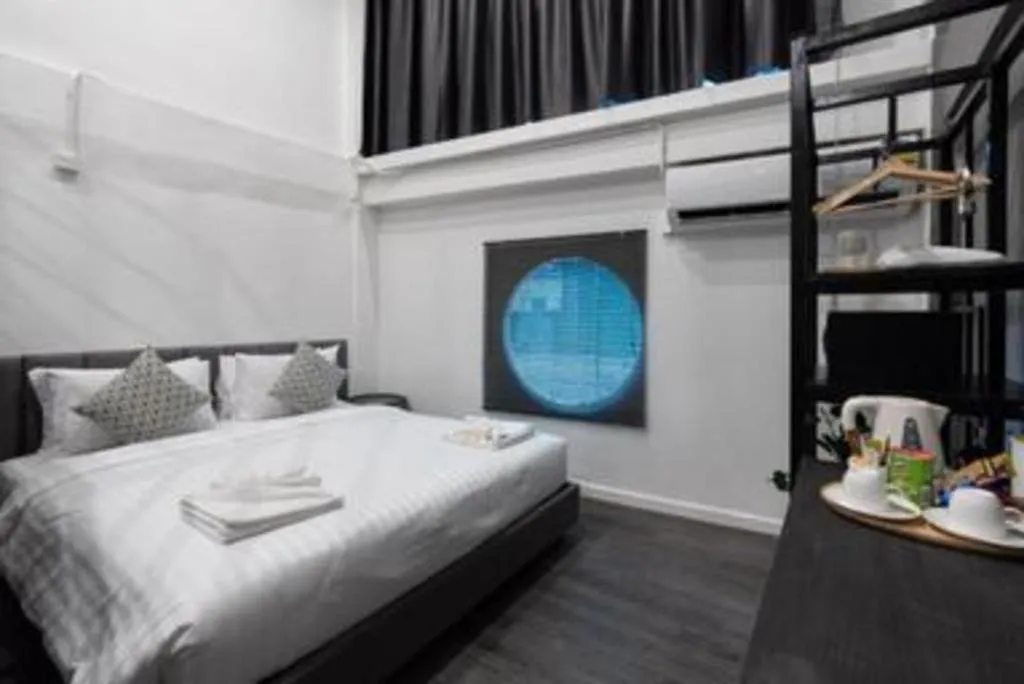 Bed in KOWTHA RIVERTEL