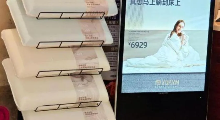 Chinflux Mandarin Hotel