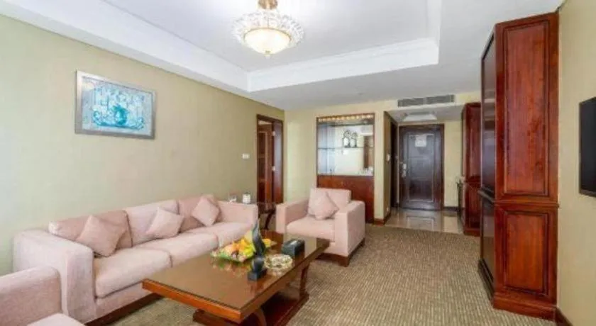 Chinflux Mandarin Hotel