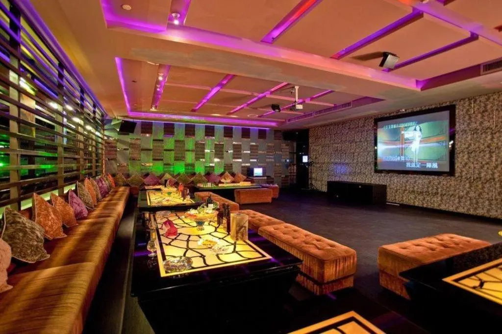 Chinflux Mandarin Hotel