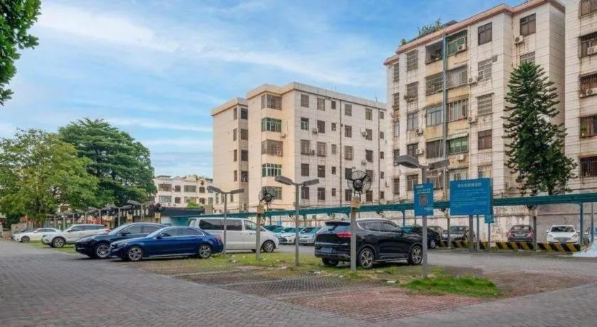 Chinflux Mandarin Hotel