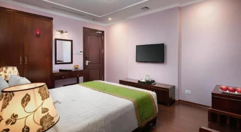 Bed in Binh Anh Hotel Hanoi