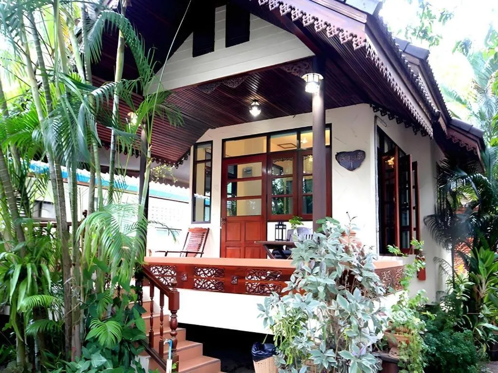 Seascape Resort Baan Krood